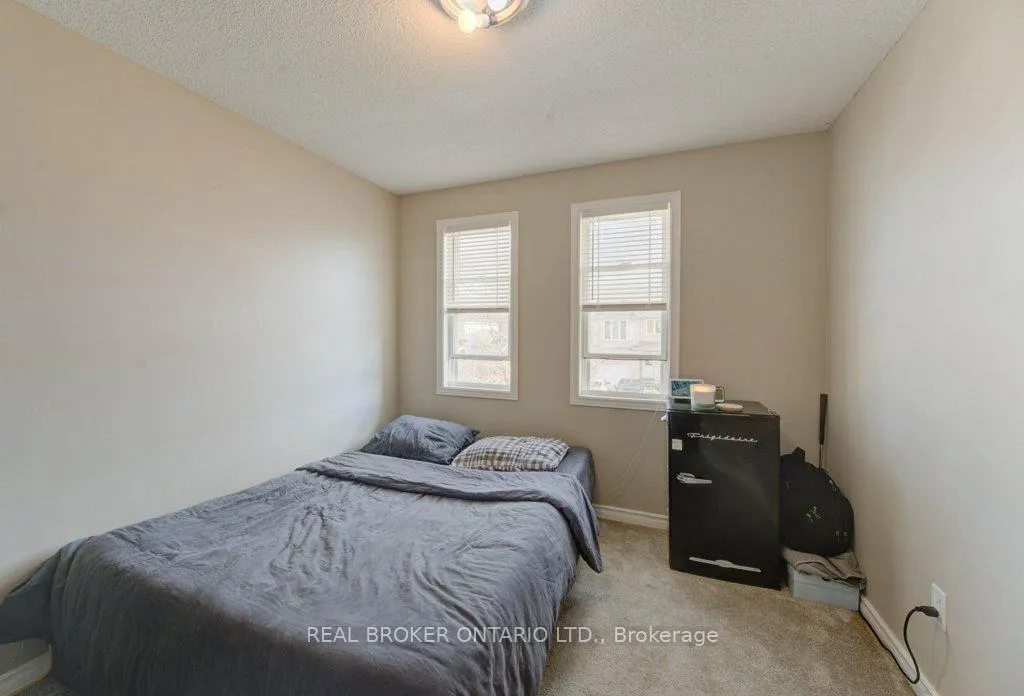 Photo 19 of 707 Paris Boulevard, Waterloo — HOMEH