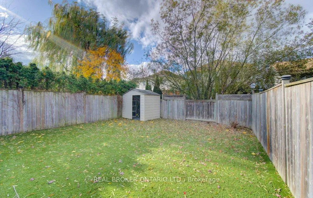 Photo 29 of 707 Paris Boulevard, Waterloo — HOMEH