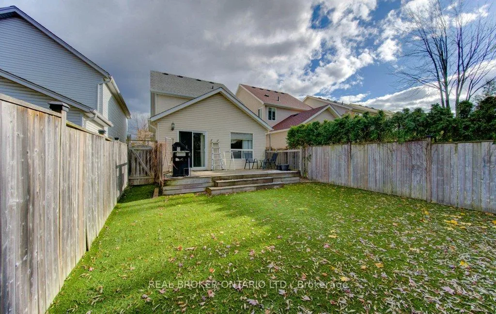 Photo 30 of 707 Paris Boulevard, Waterloo — HOMEH