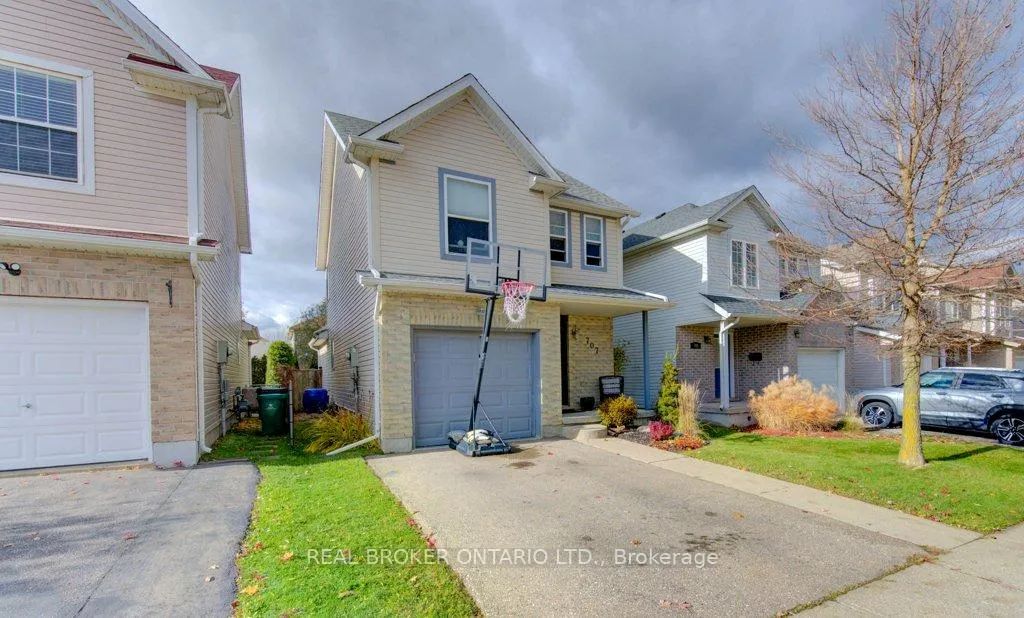 Photo 40 of 707 Paris Boulevard, Waterloo — HOMEH