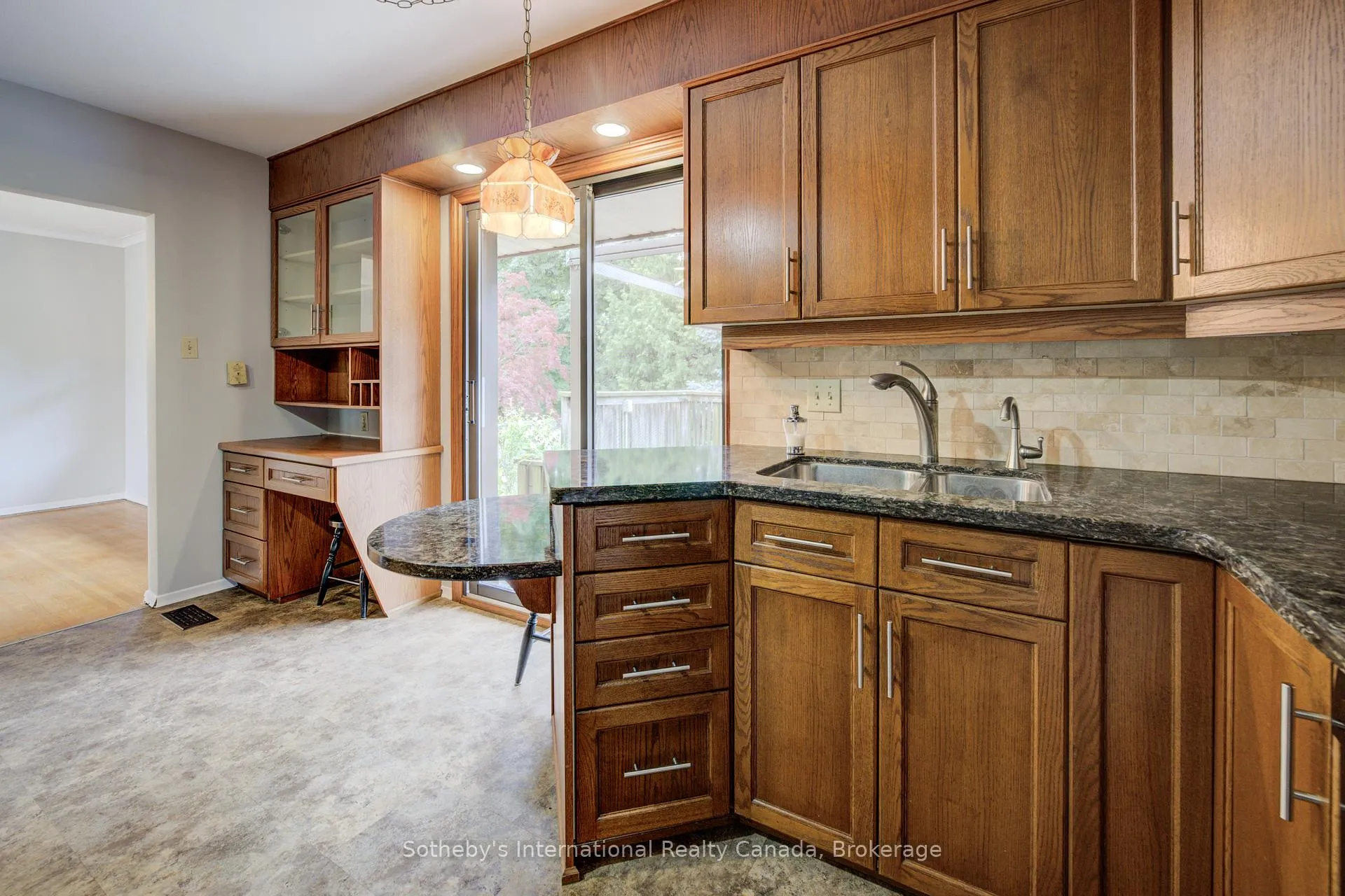 Photo 11 of 155 Gatewood Road, Kitchener — HOMEH