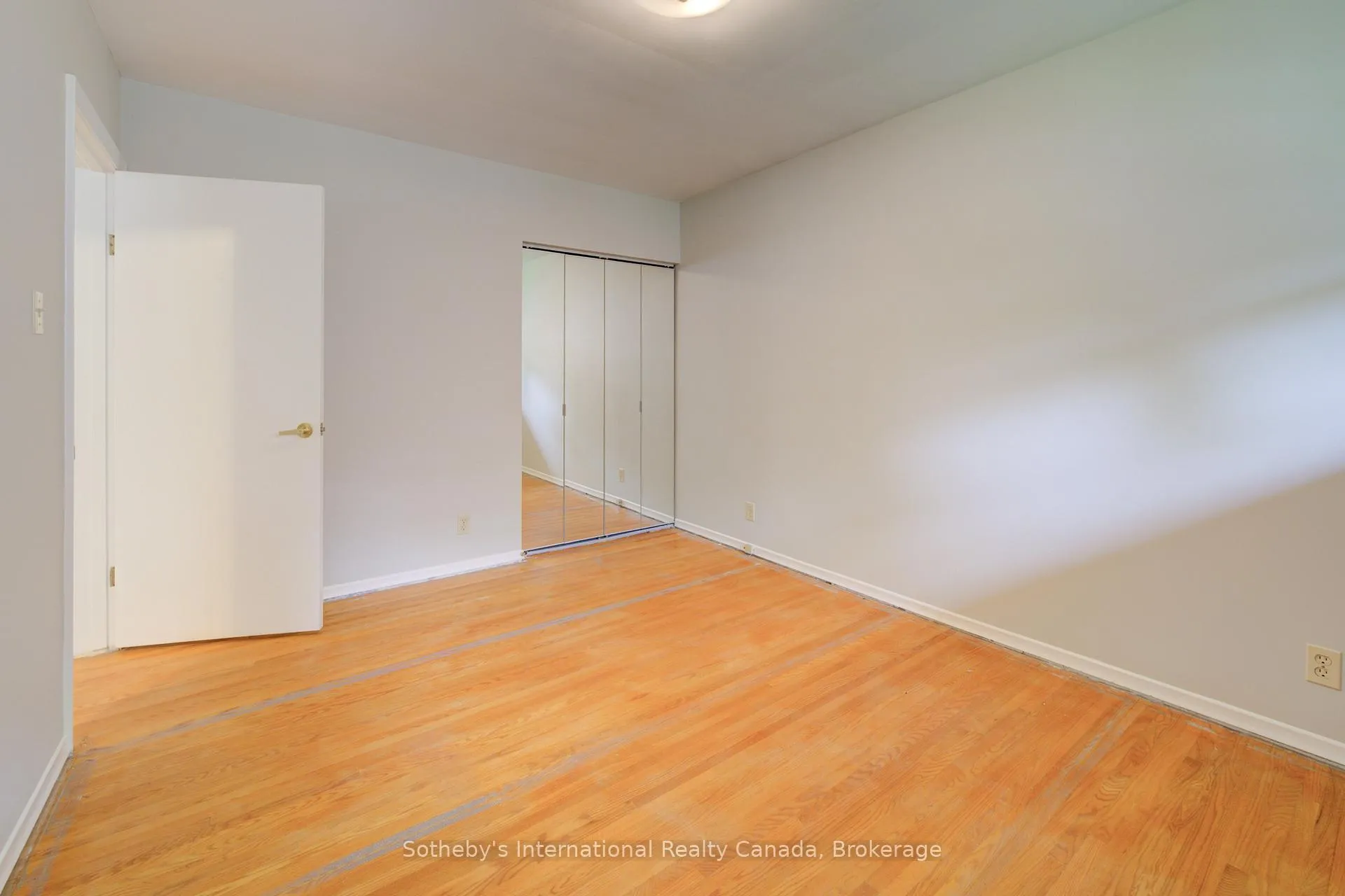 Photo 19 of 155 Gatewood Road, Kitchener — HOMEH