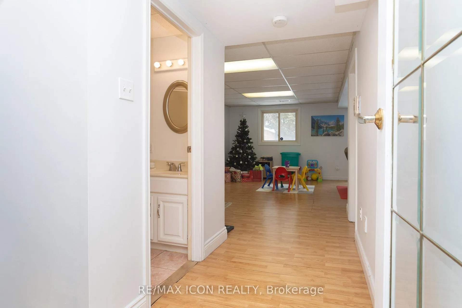 Photo 24 of 124 Dalegrove Drive, Kitchener — HOMEH