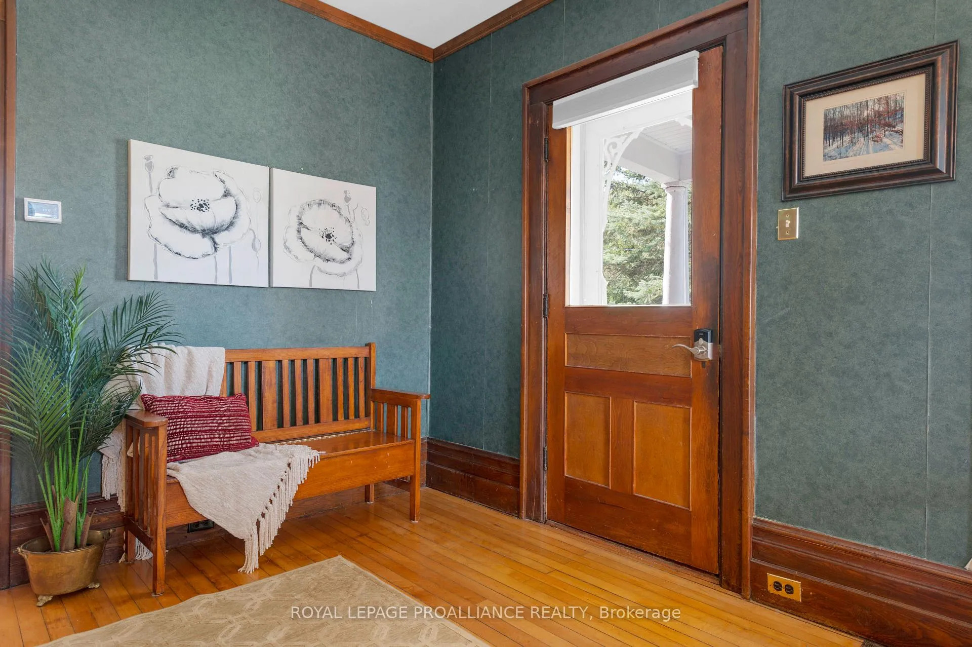Photo 3 of 262 Metcalf Street, Tweed, Tweed (Village) — HOMEH