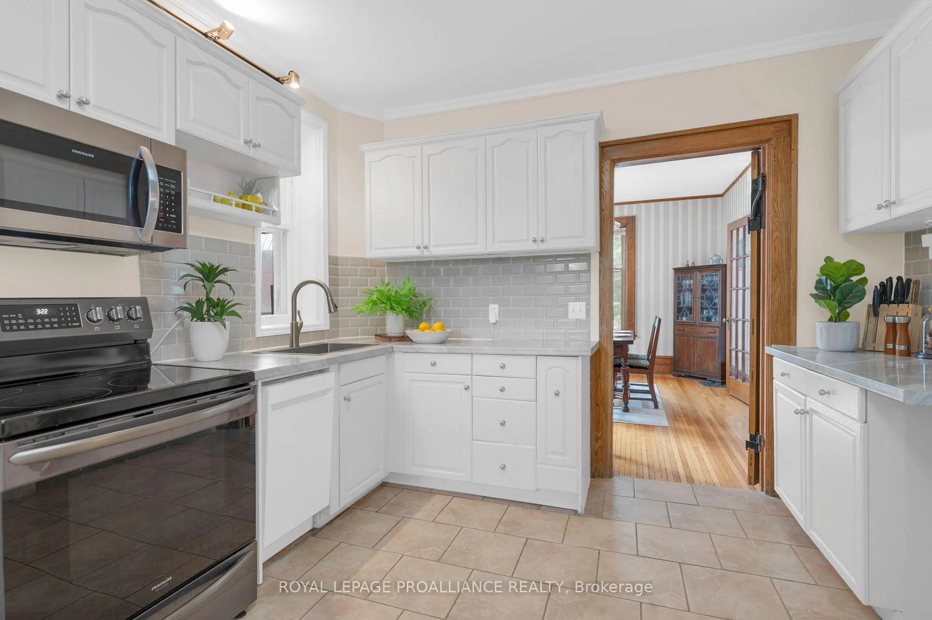 Photo 10 of 262 Metcalf Street, Tweed, Tweed (Village) — HOMEH