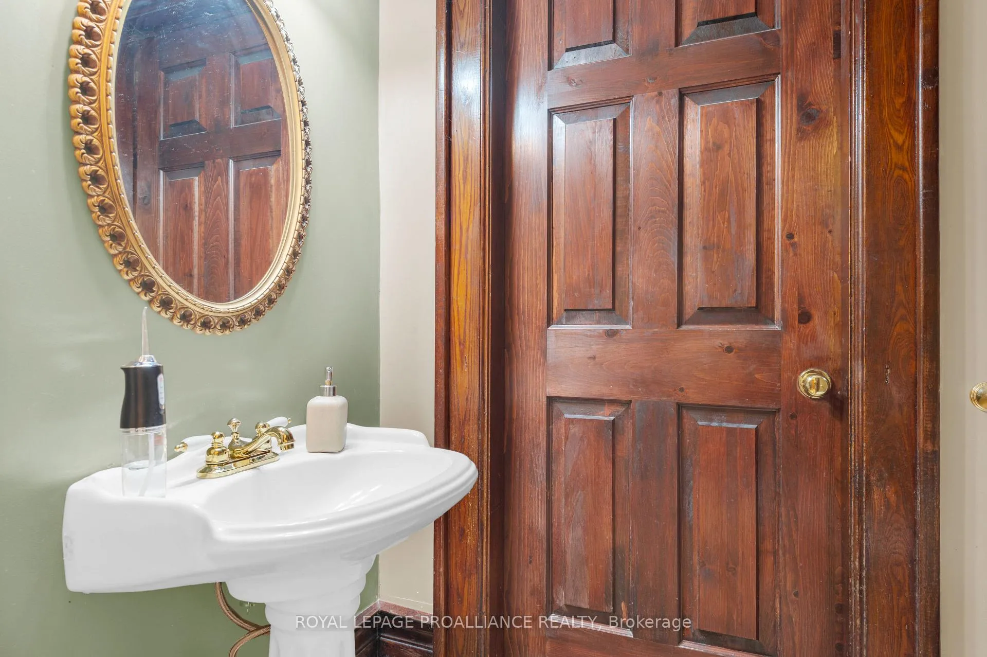 Photo 14 of 262 Metcalf Street, Tweed, Tweed (Village) — HOMEH