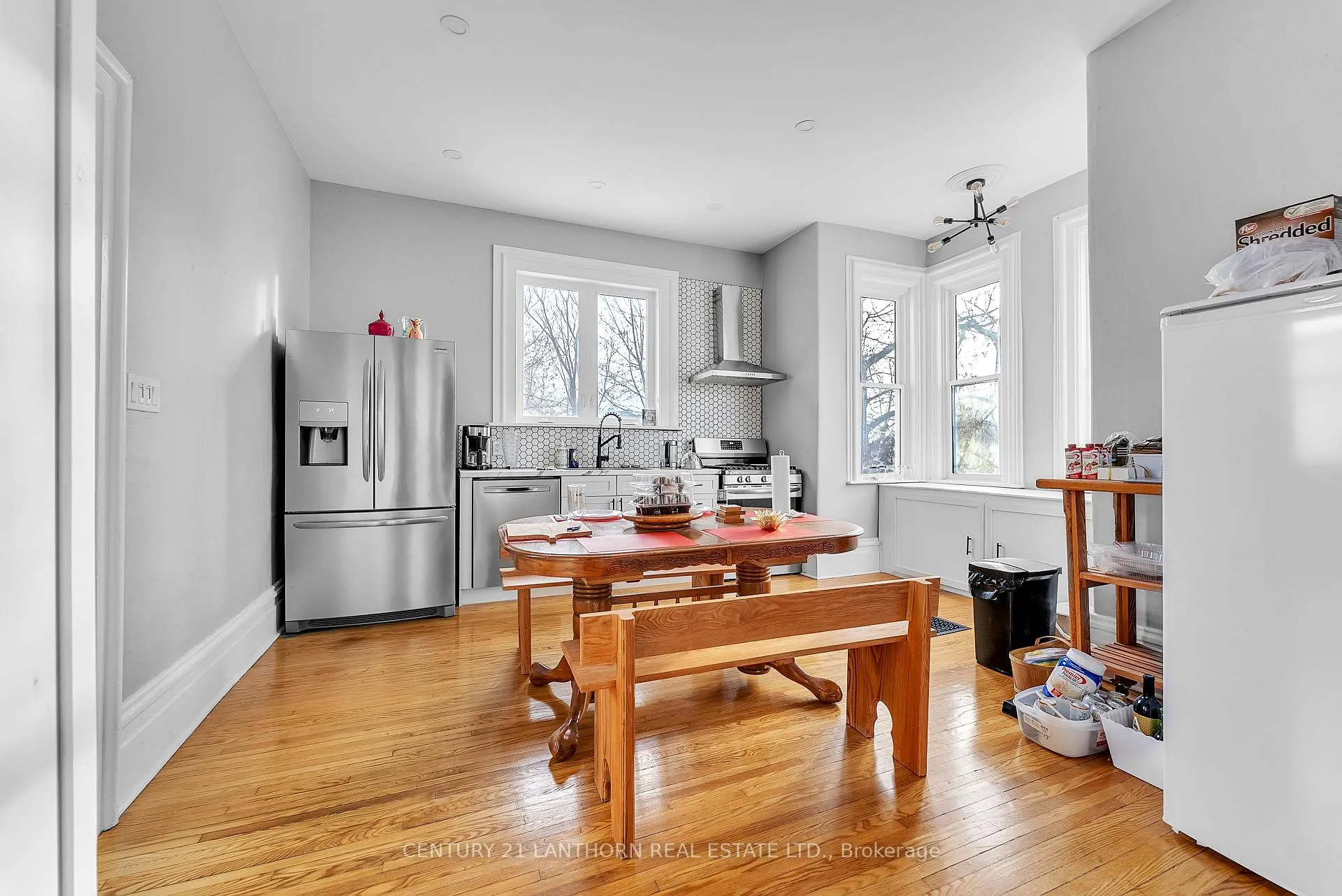 Photo 10 of 133 Foster Avenue, Belleville, Belleville Ward — HOMEH