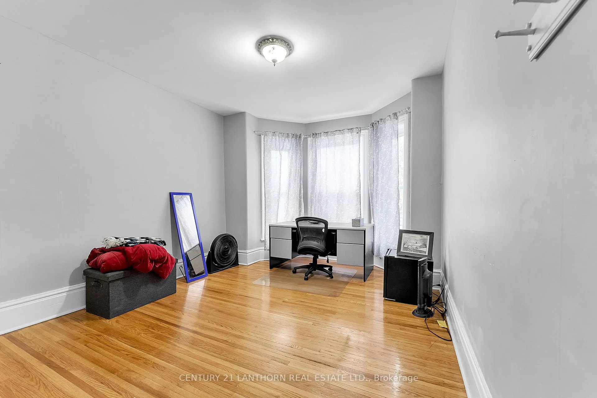 Photo 21 of 133 Foster Avenue, Belleville, Belleville Ward — HOMEH