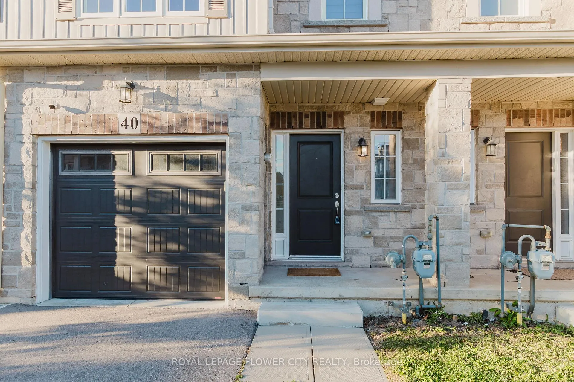 Photo 7 of 40 Dayman Drive, Hamilton, Ancaster — HOMEH