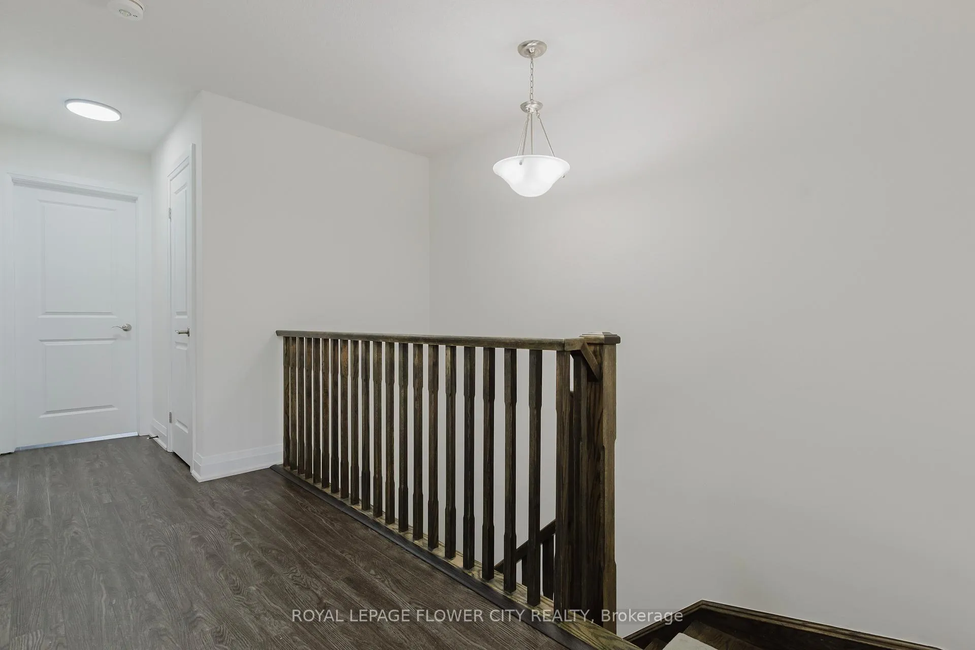 Photo 25 of 40 Dayman Drive, Hamilton, Ancaster — HOMEH