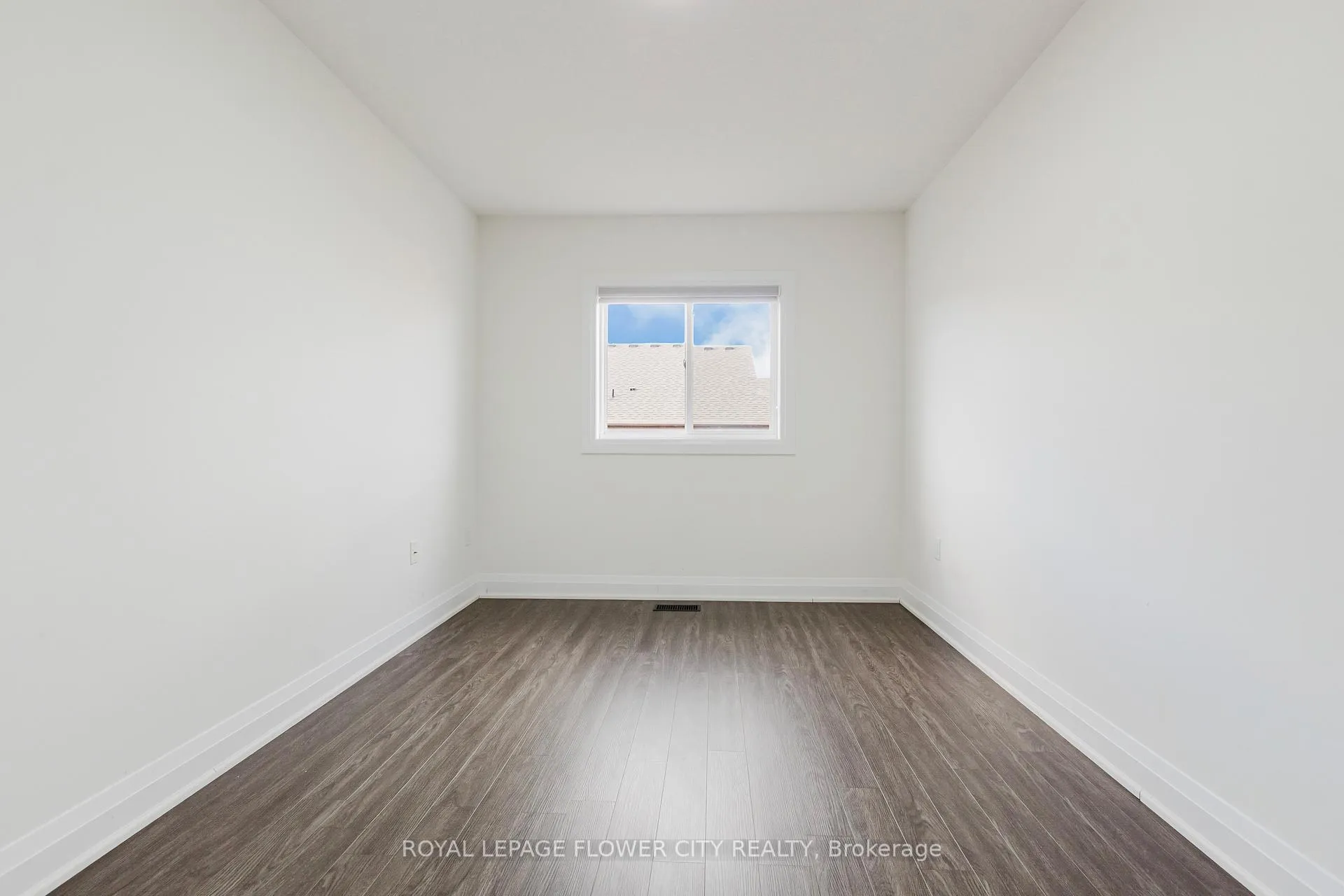 Photo 33 of 40 Dayman Drive, Hamilton, Ancaster — HOMEH