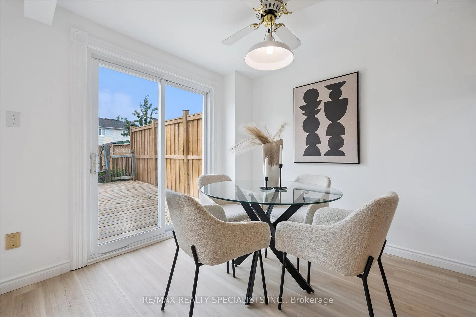 Photo 6 of 17 Tamvale Crescent, Kitchener — HOMEH