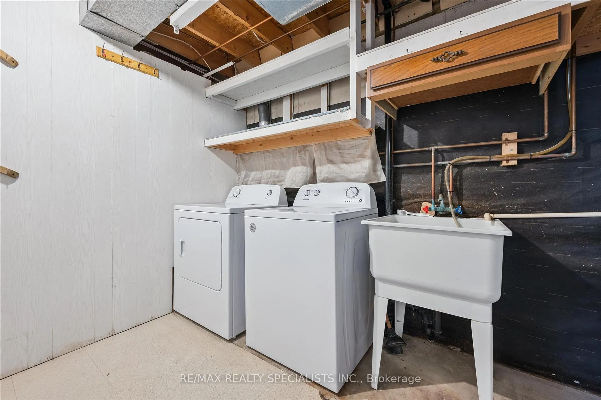 Photo 17 of 17 Tamvale Crescent, Kitchener — HOMEH