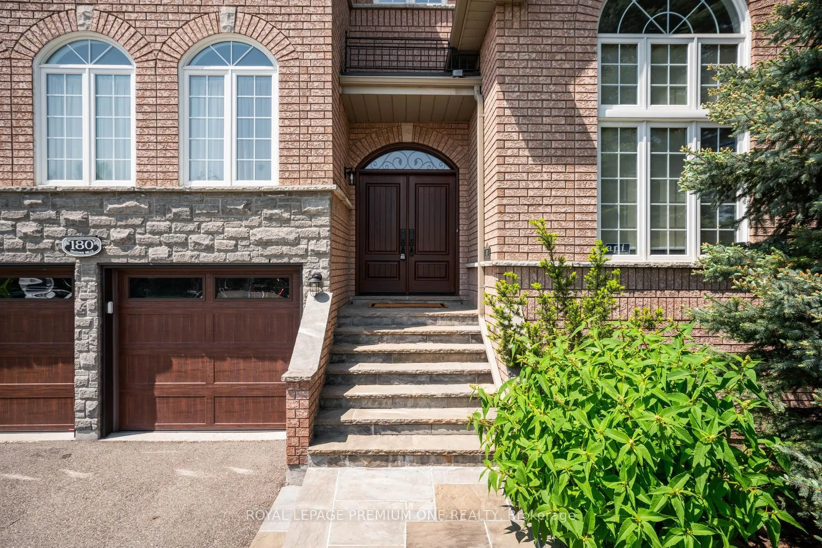Photo 4 of 180 Vaughan Mills Road, Vaughan, Islington Woods — HOMEH