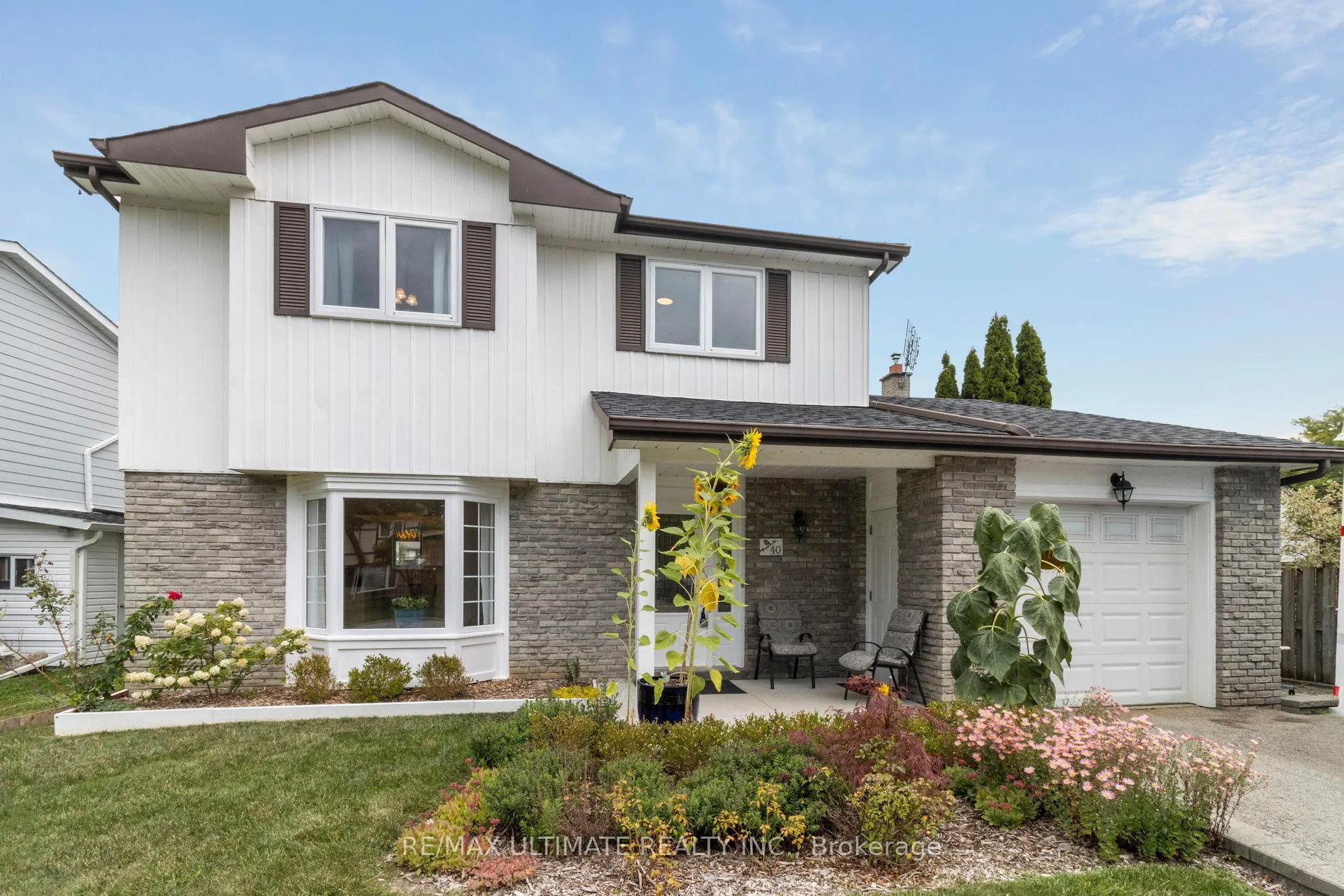 Photo 1 of 40 Birchview Crescent, Caledon, Bolton North — HOMEH