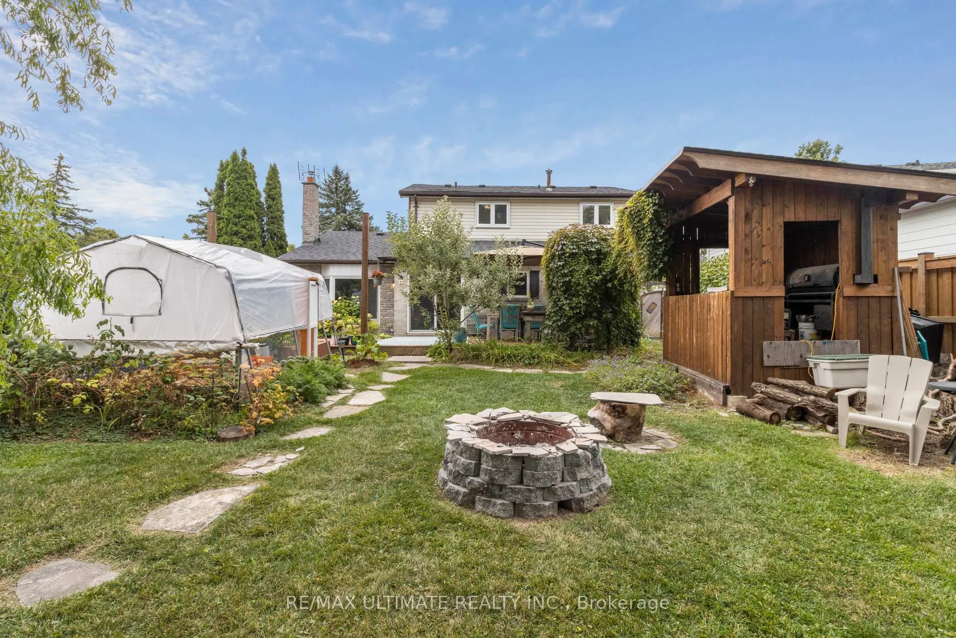 Photo 32 of 40 Birchview Crescent, Caledon, Bolton North — HOMEH