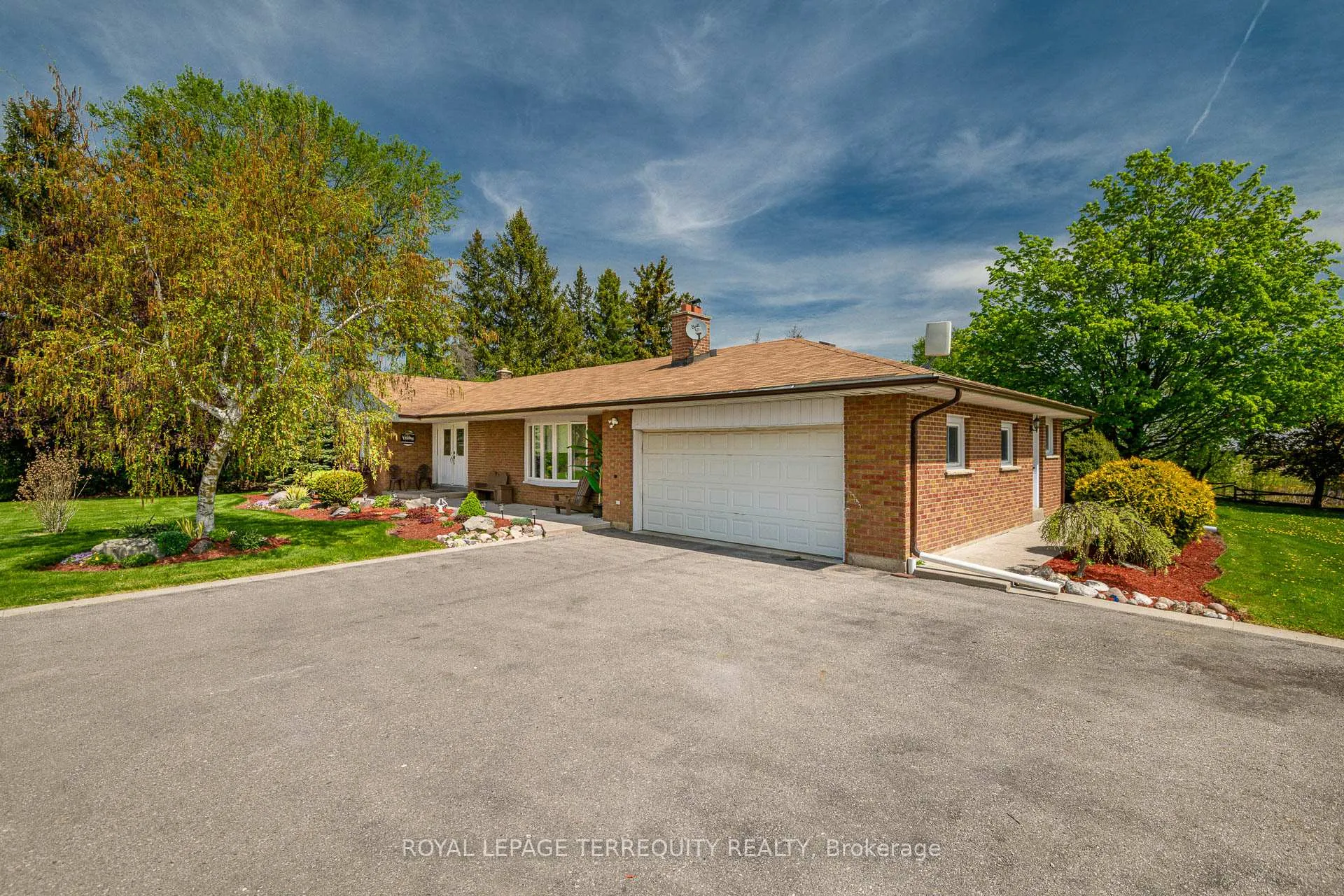 Photo 4 of 12591 Humber Station Road, Caledon, Caledon East — HOMEH