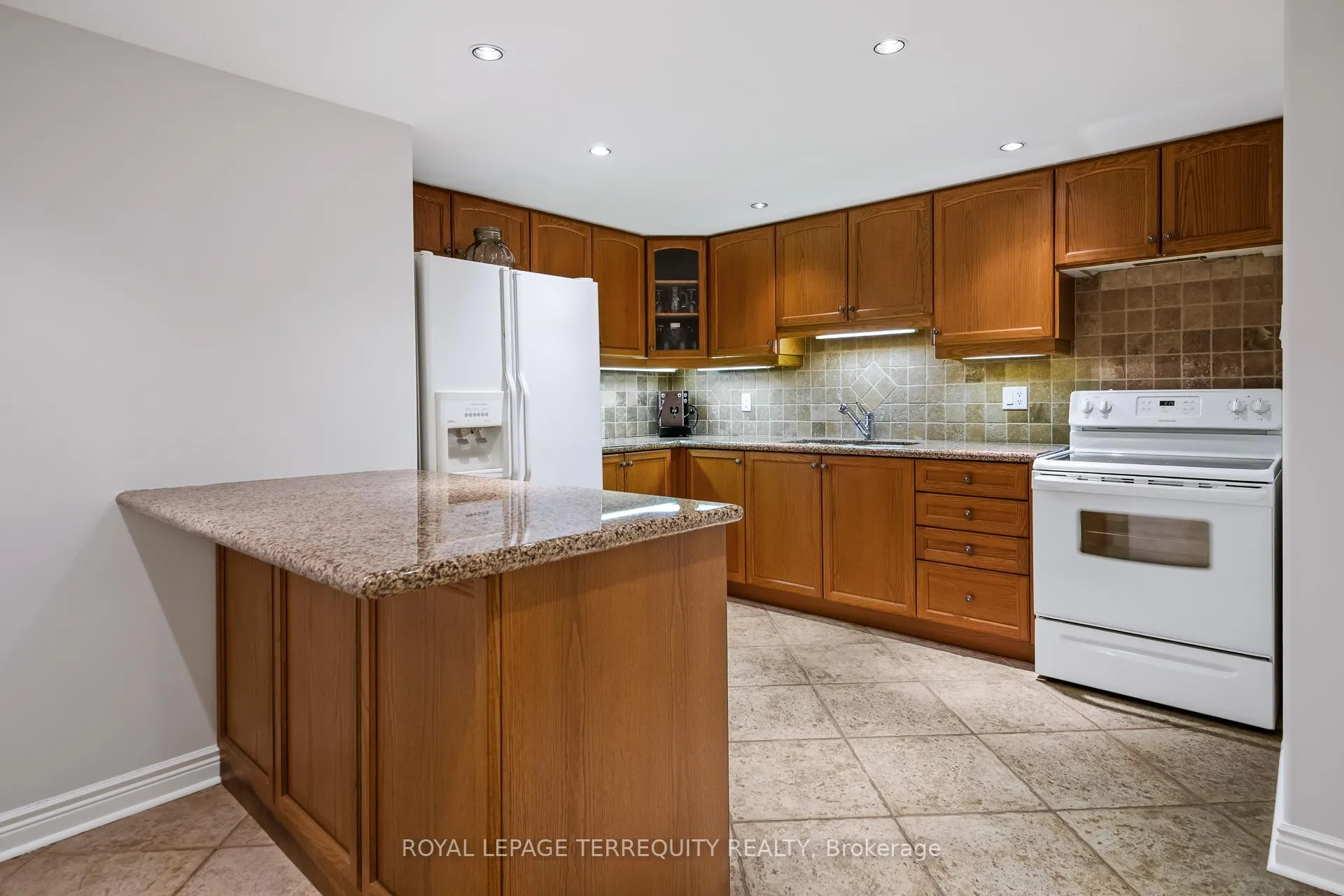 Photo 39 of 12591 Humber Station Road, Caledon, Caledon East — HOMEH