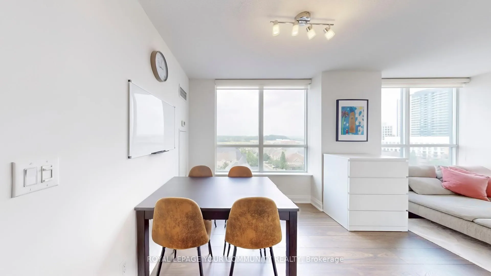 Photo 12 of Unit 802, 20 North Park Road, Vaughan, Beverley Glen — HOMEH