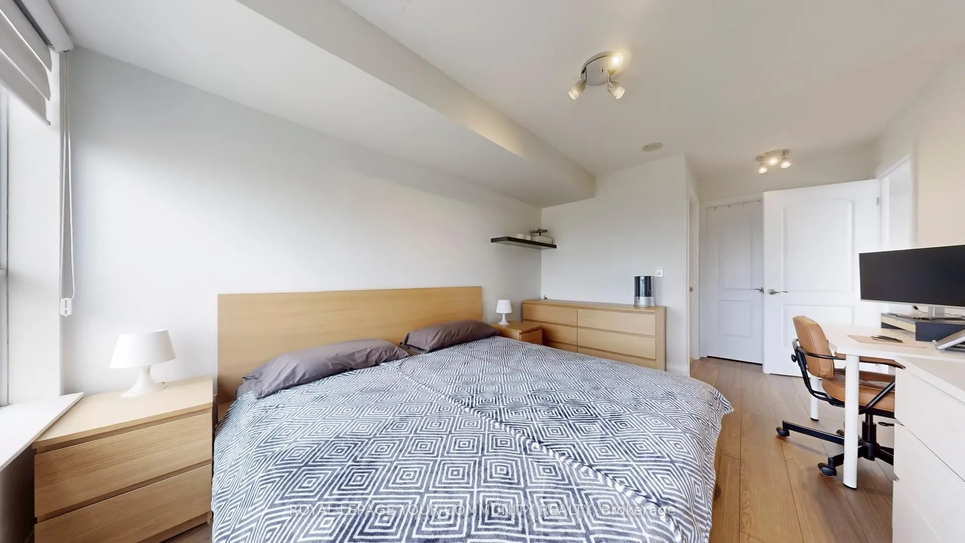 Photo 15 of Unit 802, 20 North Park Road, Vaughan, Beverley Glen — HOMEH