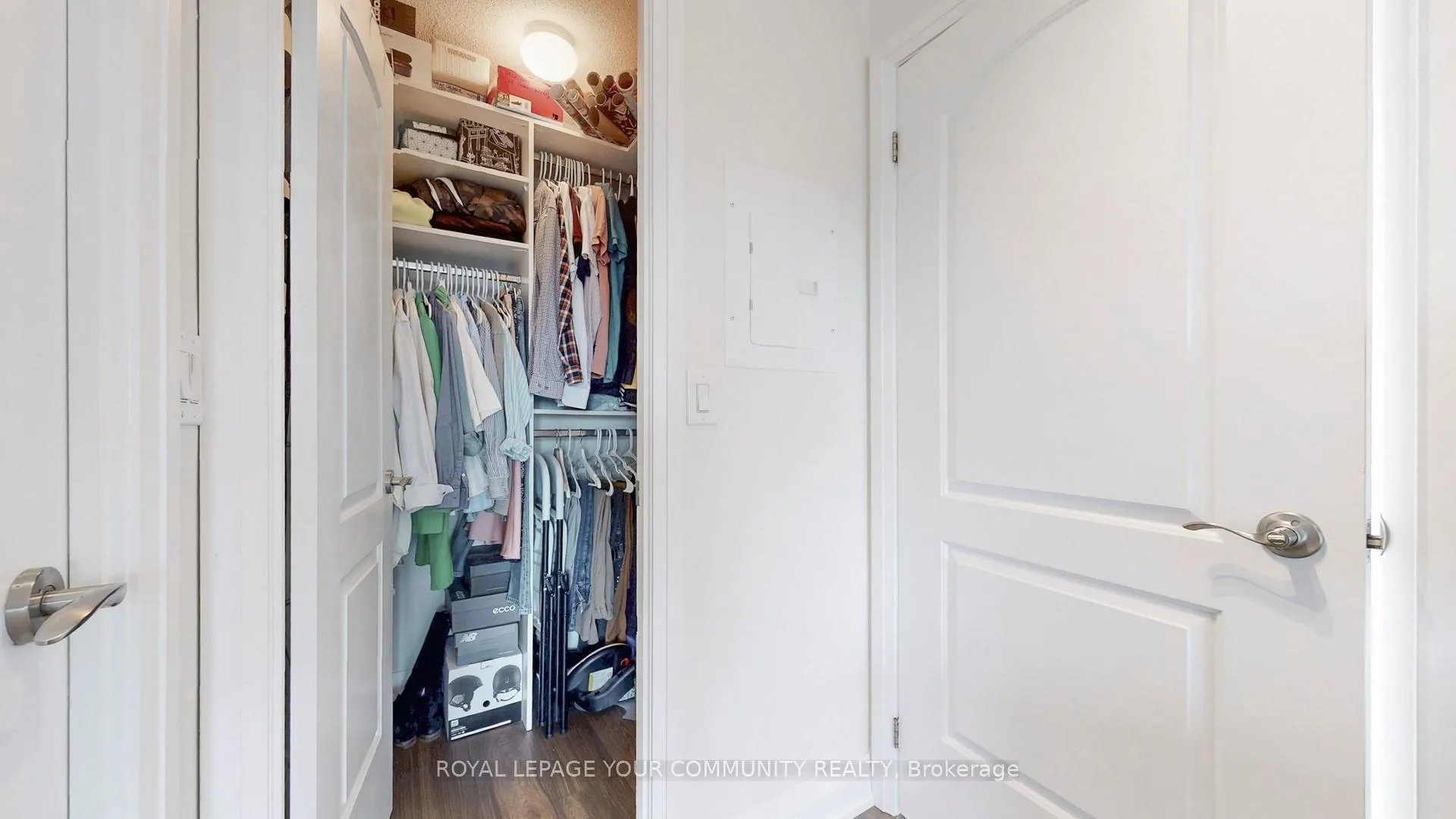 Photo 16 of Unit 802, 20 North Park Road, Vaughan, Beverley Glen — HOMEH