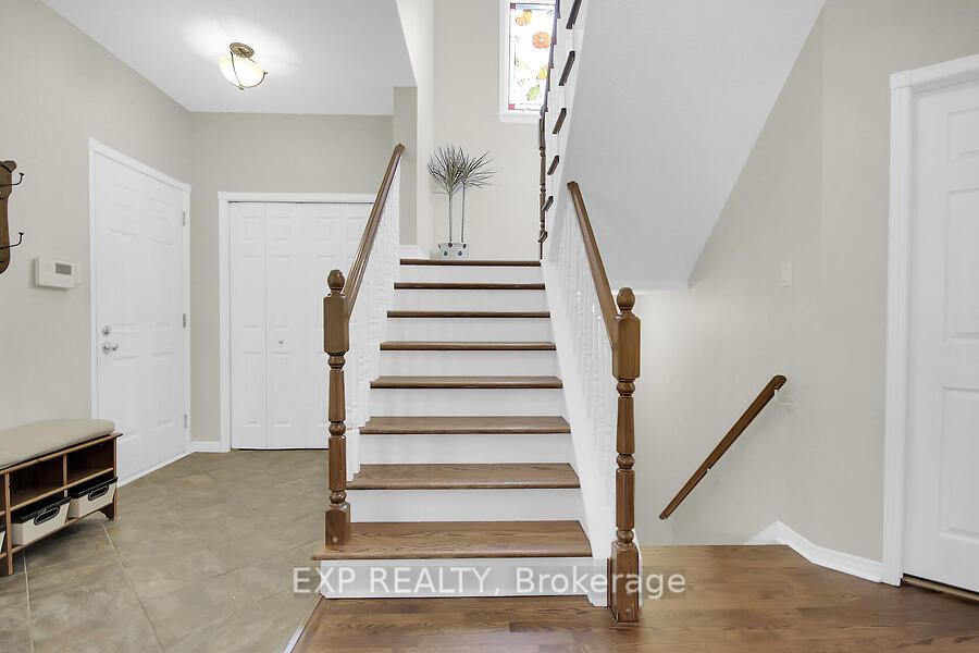 Photo 6 of 48 Deighton Crescent, Ottawa, Barrhaven East — HOMEH