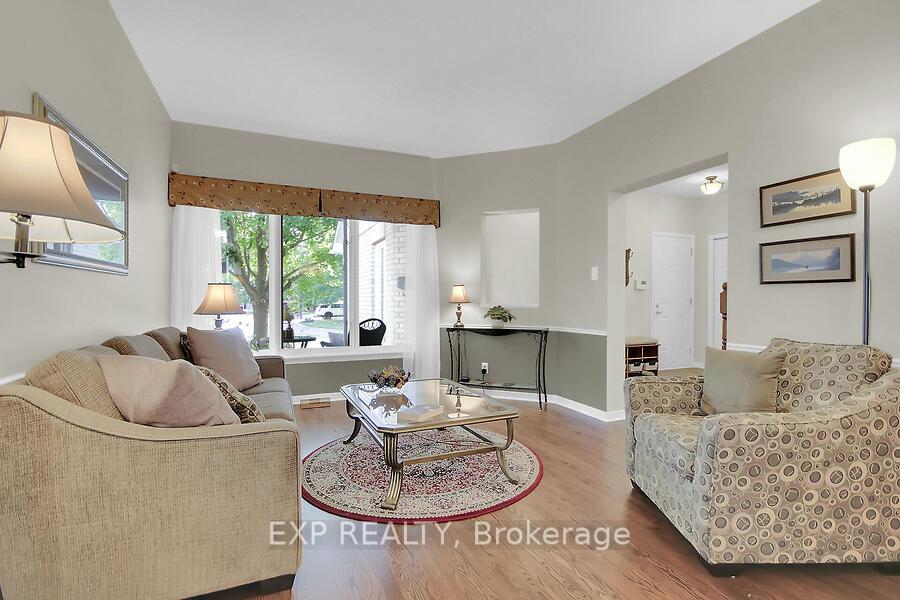 Photo 10 of 48 Deighton Crescent, Ottawa, Barrhaven East — HOMEH