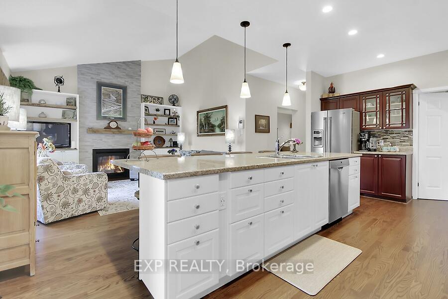 Photo 20 of 48 Deighton Crescent, Ottawa, Barrhaven East — HOMEH