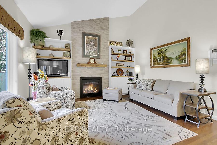 Photo 21 of 48 Deighton Crescent, Ottawa, Barrhaven East — HOMEH