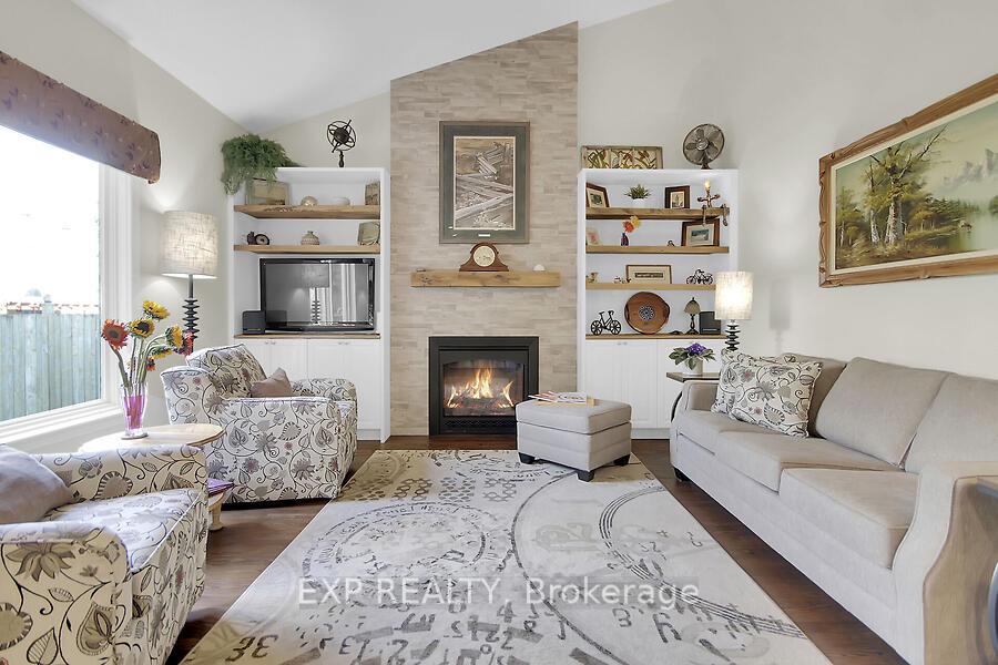Photo 22 of 48 Deighton Crescent, Ottawa, Barrhaven East — HOMEH