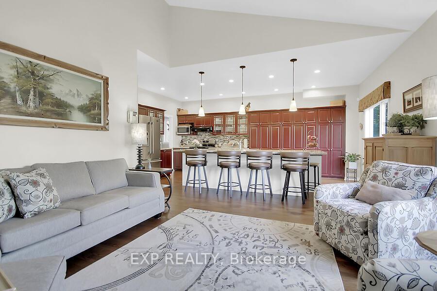 Photo 24 of 48 Deighton Crescent, Ottawa, Barrhaven East — HOMEH