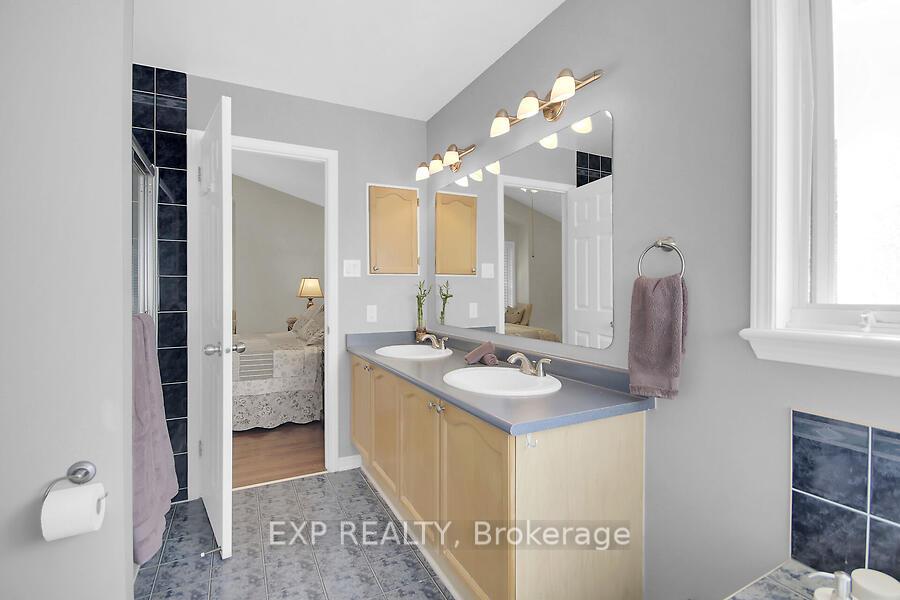 Photo 30 of 48 Deighton Crescent, Ottawa, Barrhaven East — HOMEH