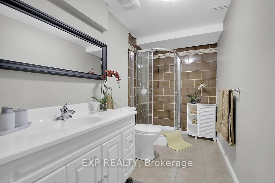 Photo 37 of 48 Deighton Crescent, Ottawa, Barrhaven East — HOMEH