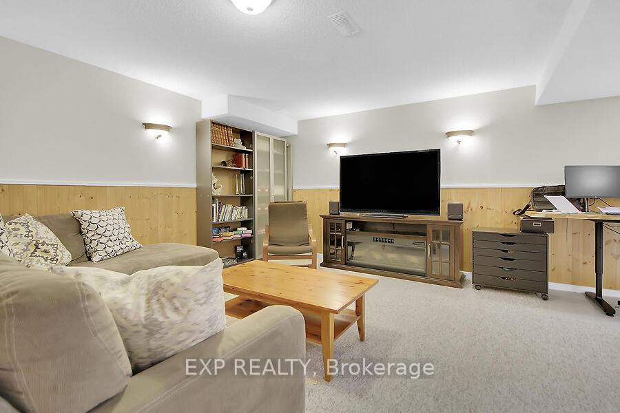 Photo 41 of 48 Deighton Crescent, Ottawa, Barrhaven East — HOMEH