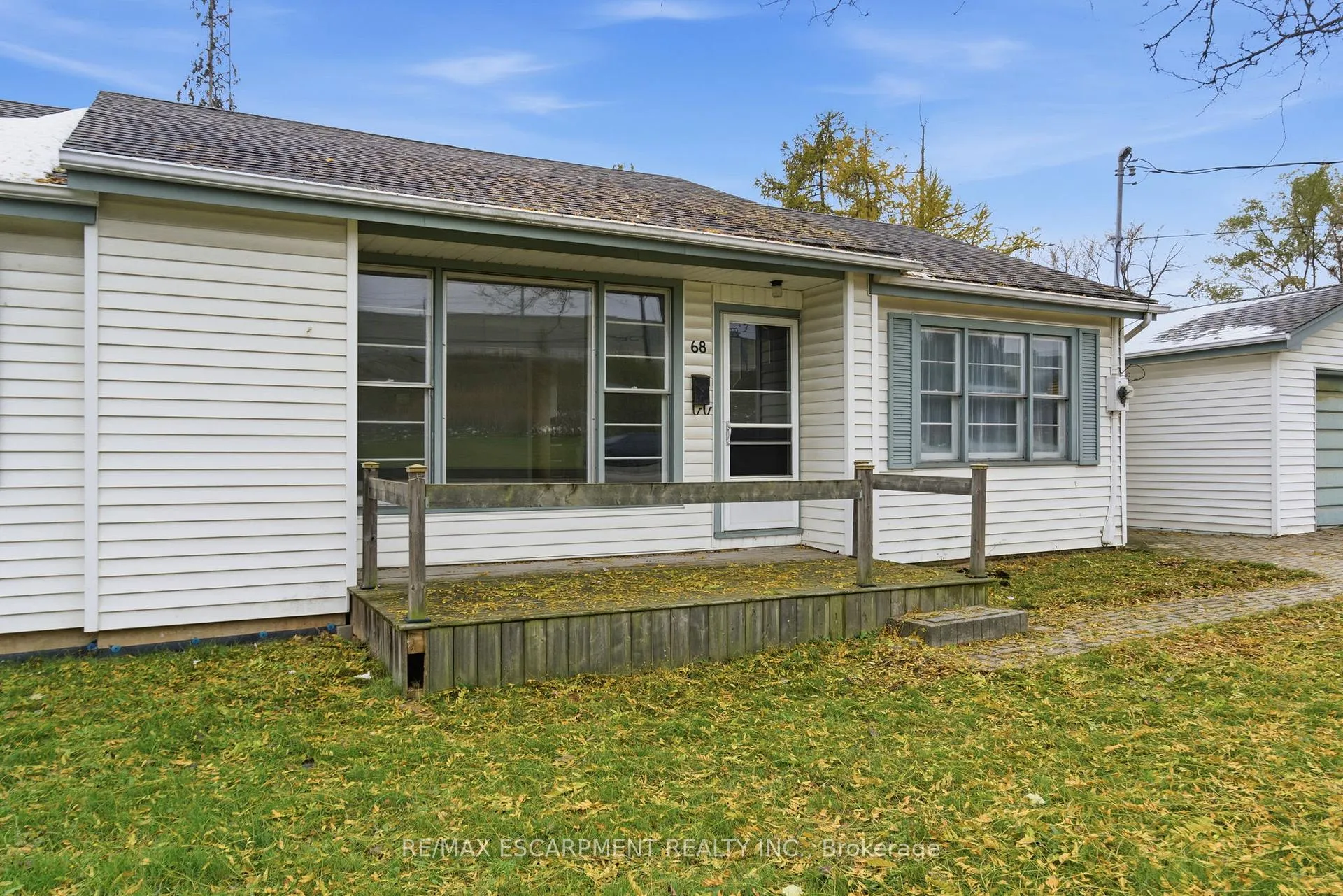 Photo 5 of 68 Atkinson Boulevard, Hamilton, Dundas — HOMEH
