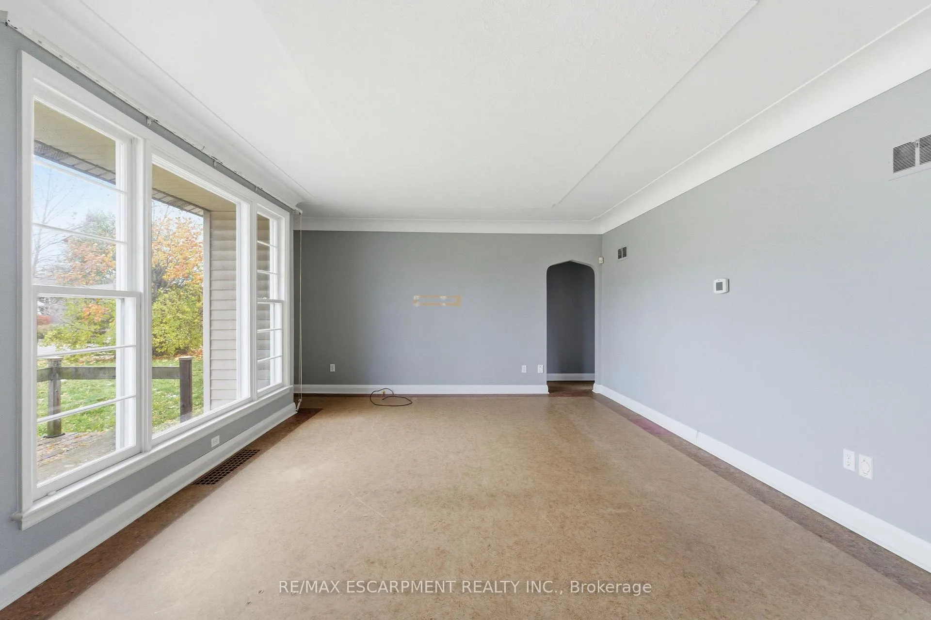 Photo 7 of 68 Atkinson Boulevard, Hamilton, Dundas — HOMEH