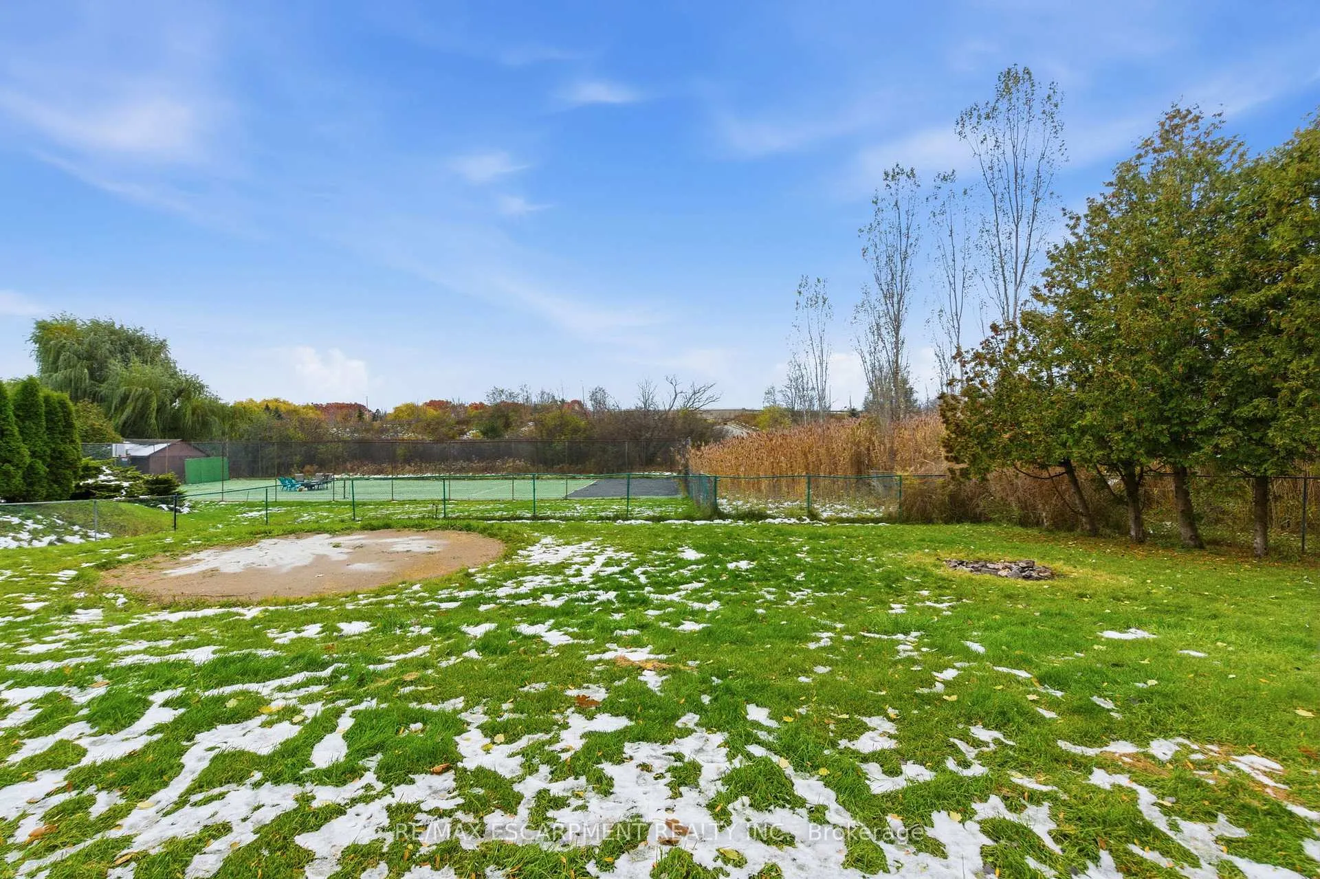 Photo 28 of 68 Atkinson Boulevard, Hamilton, Dundas — HOMEH