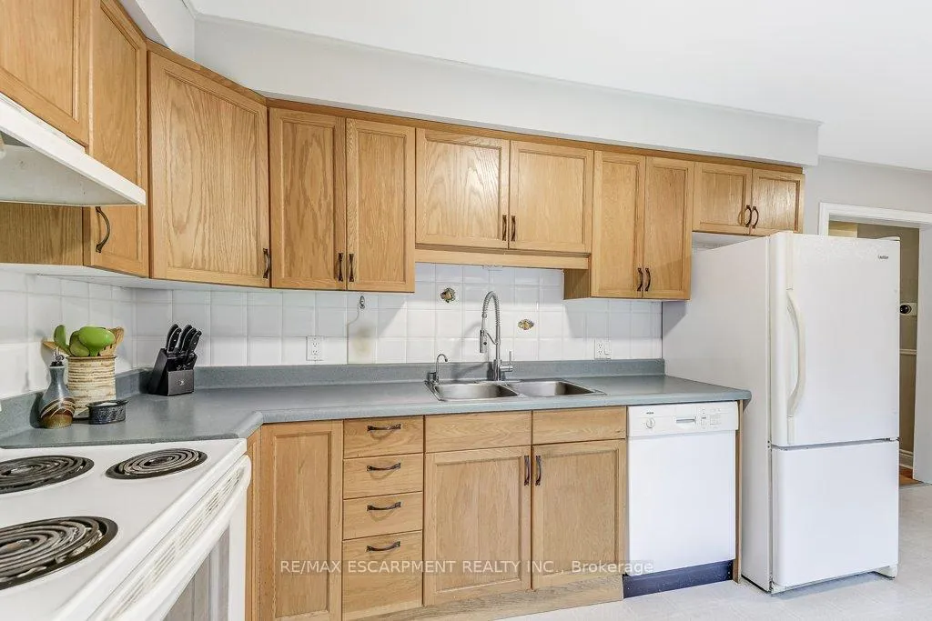Photo 8 of 420 Concession 8 Road E, Hamilton, Rural Flamborough — HOMEH
