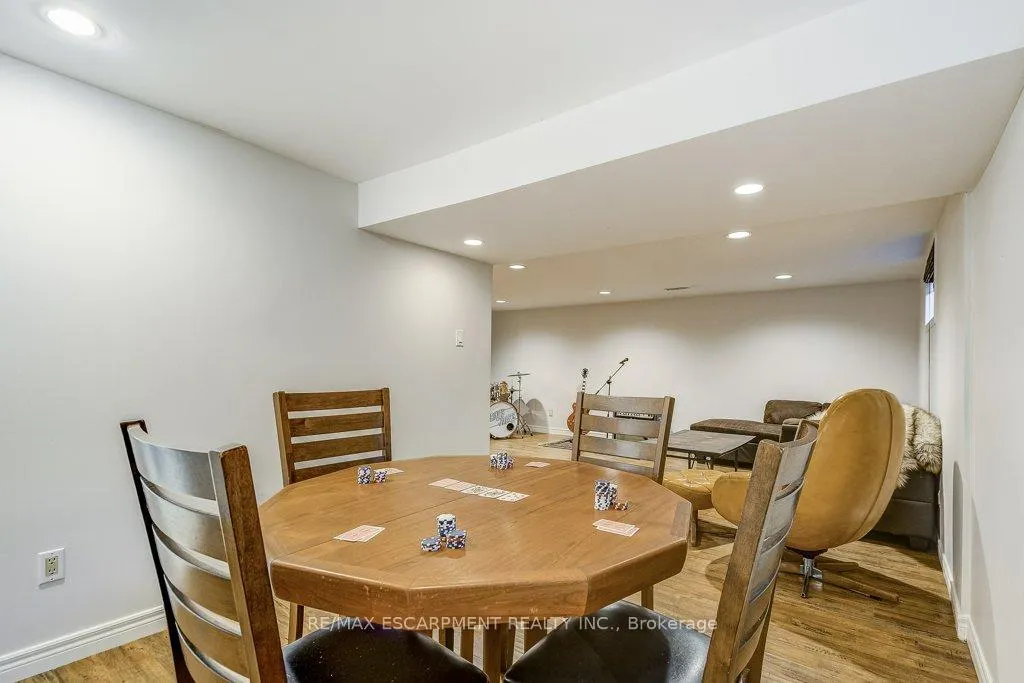 Photo 16 of 420 Concession 8 Road E, Hamilton, Rural Flamborough — HOMEH