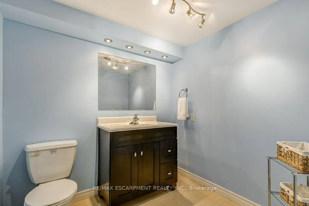 Photo 17 of 420 Concession 8 Road E, Hamilton, Rural Flamborough — HOMEH