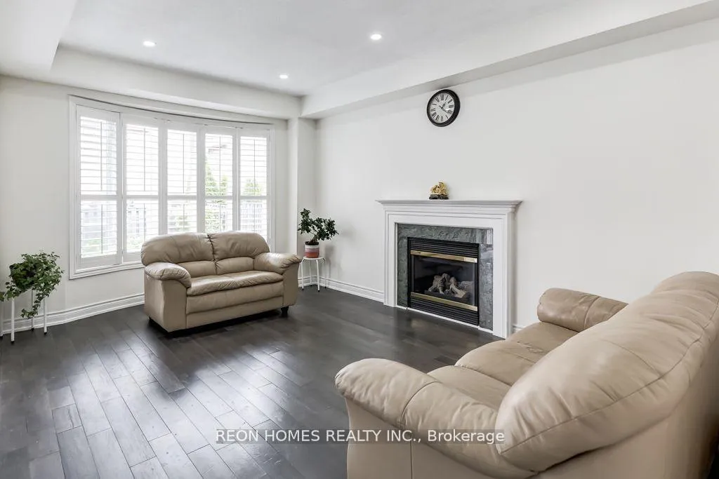 Photo 16 of 144 Edward Jeffreys Avenue, Markham, Wismer — HOMEH