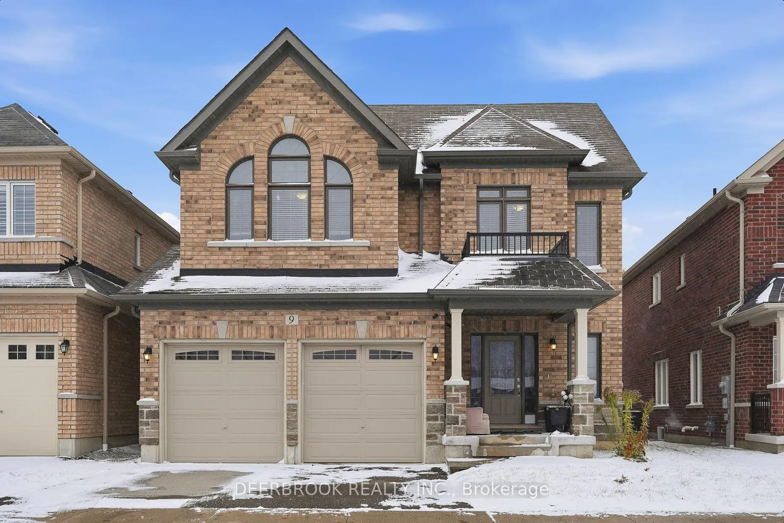 Photo 1 of 9 Upperview Place, Whitby, Taunton North — HOMEH