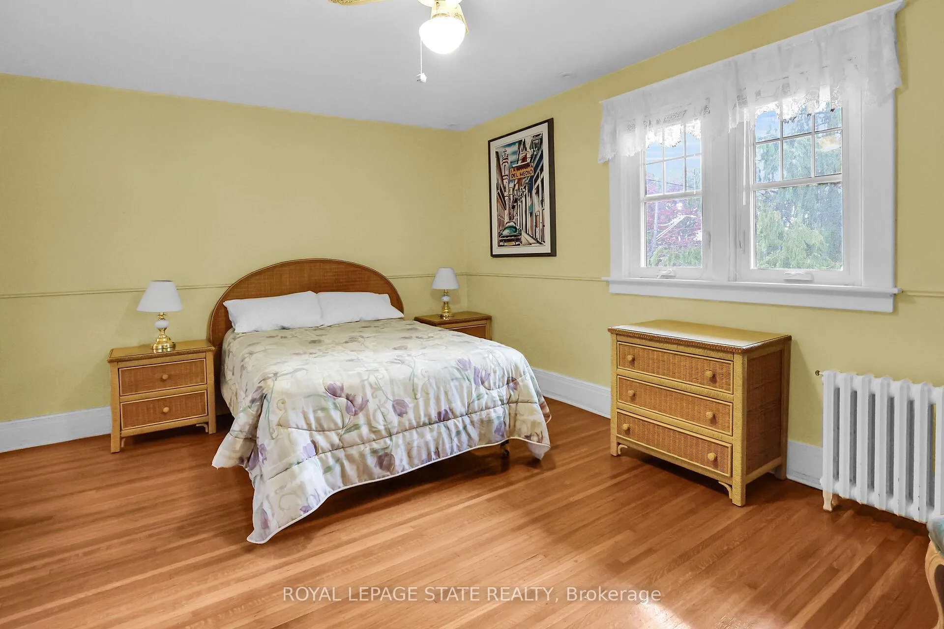 Photo 31 of 102 Main Street E, Grimsby, Grimsby East — HOMEH