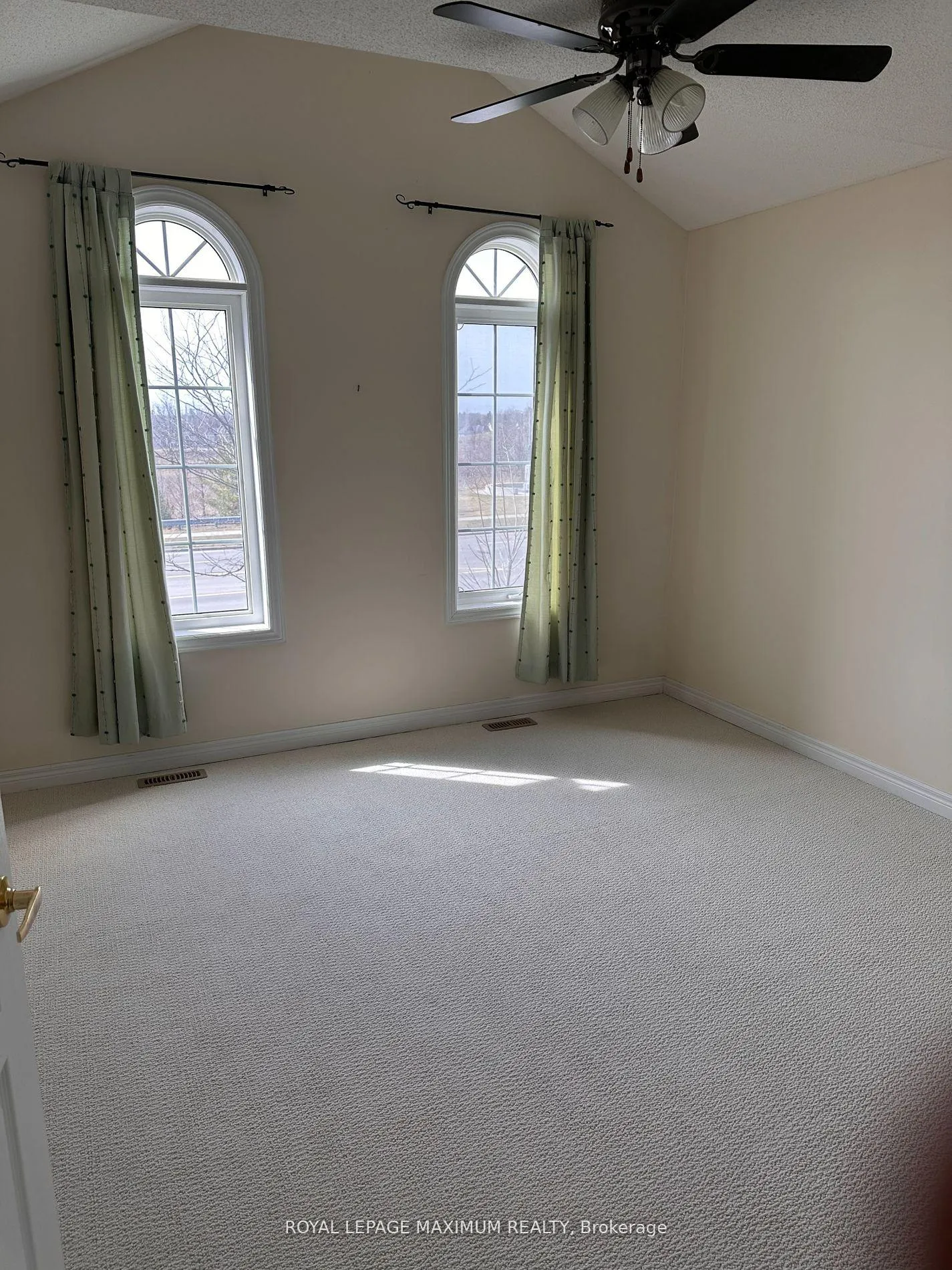 Photo 10 of 201 Box Grove Bypass, Markham, Box Grove — HOMEH