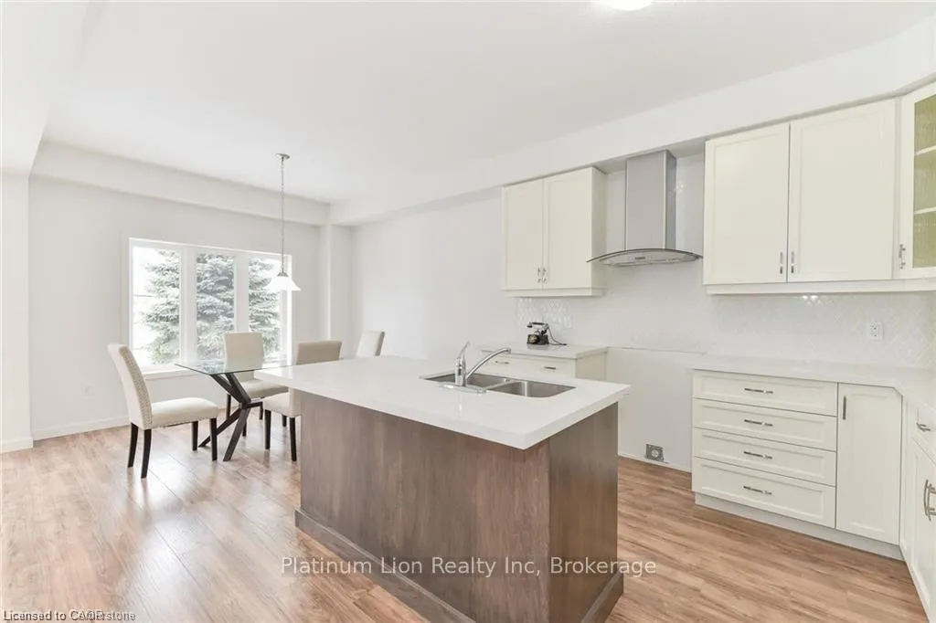 Photo 10 of 46 Franklin Street S, Kitchener — HOMEH