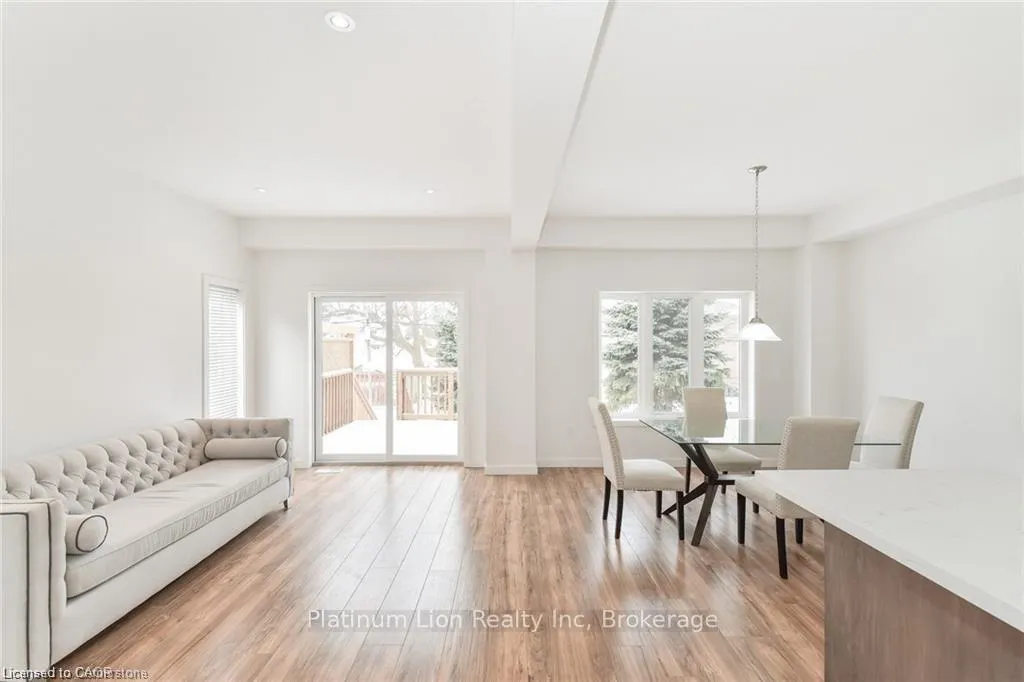 Photo 11 of 46 Franklin Street S, Kitchener — HOMEH