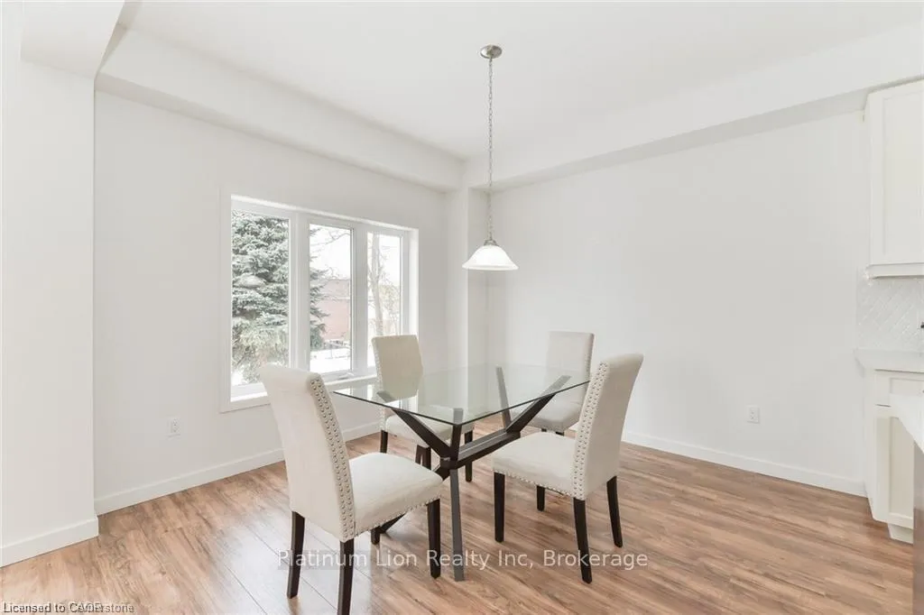 Photo 13 of 46 Franklin Street S, Kitchener — HOMEH
