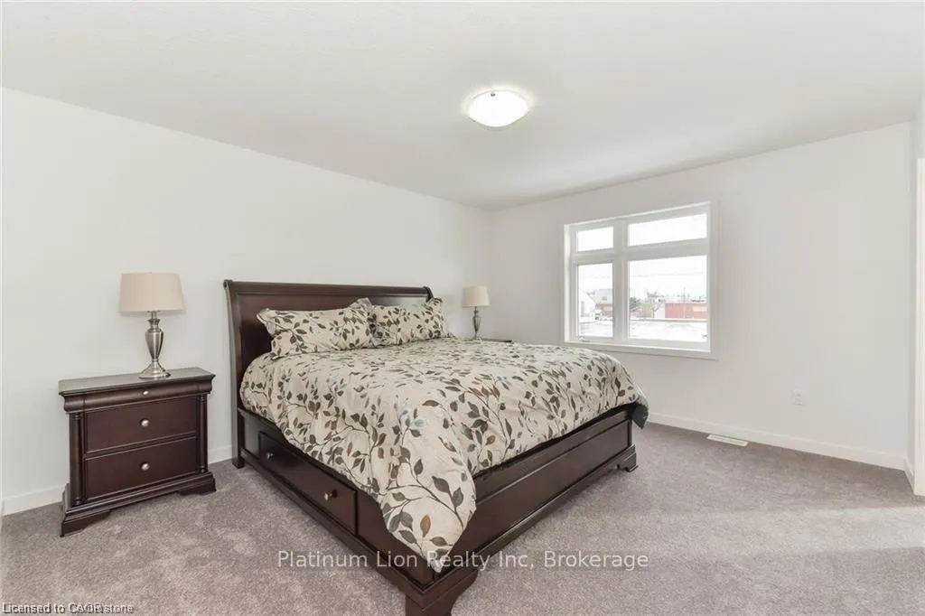 Photo 14 of 46 Franklin Street S, Kitchener — HOMEH