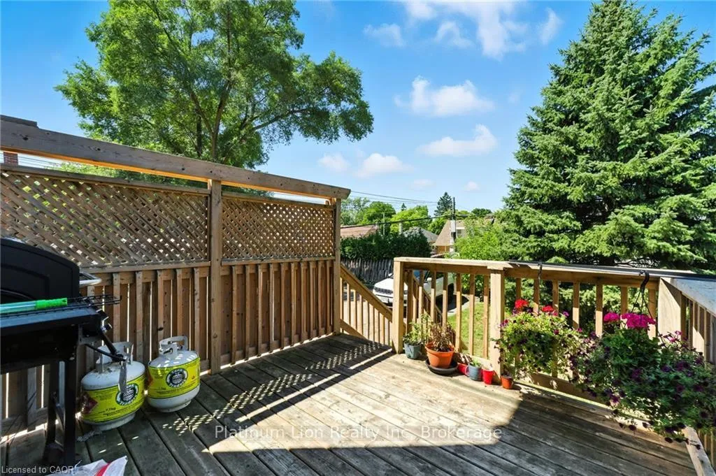 Photo 27 of 46 Franklin Street S, Kitchener — HOMEH