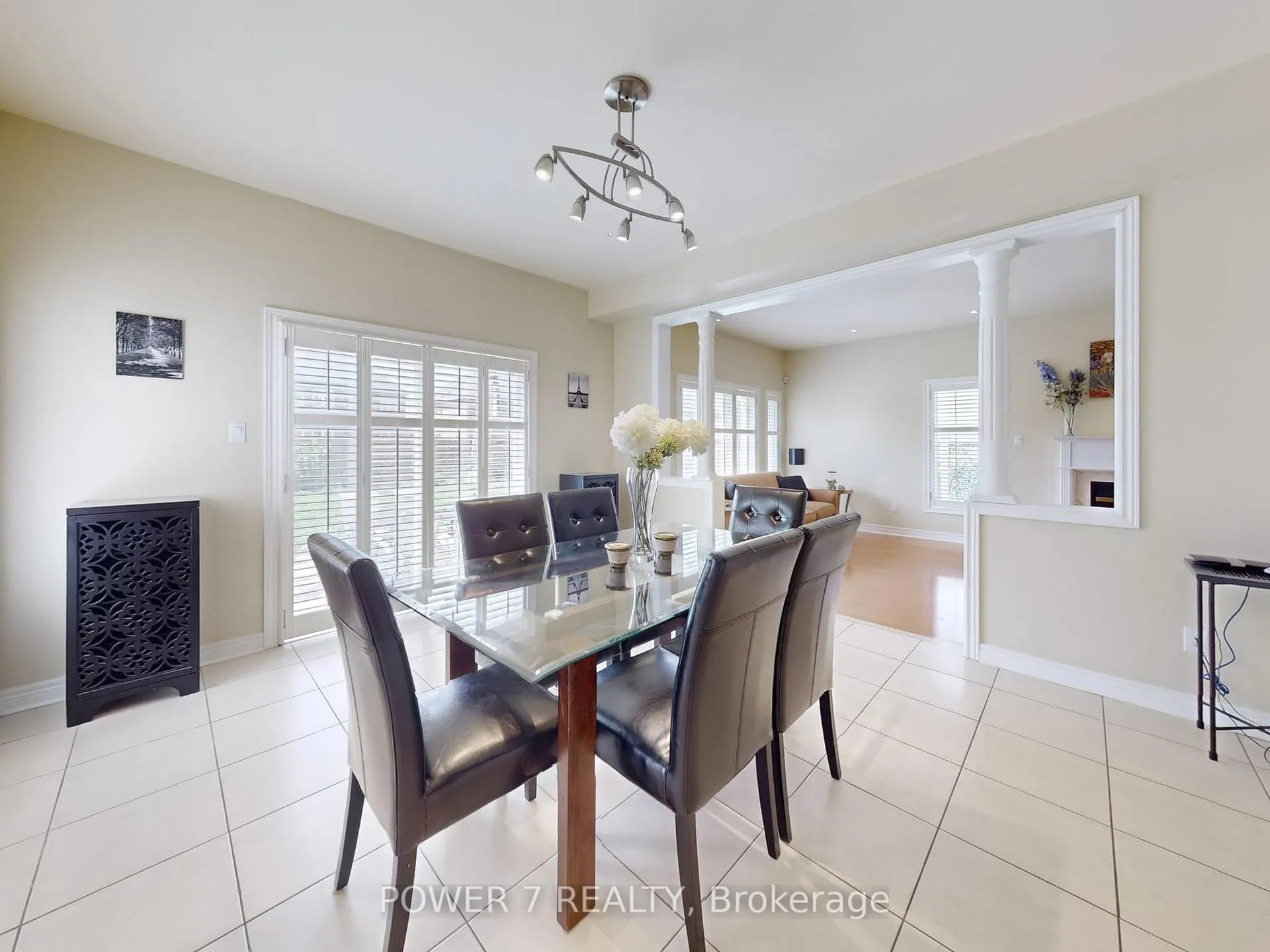 Photo 15 of 8 Mumberson Court, Markham, Cachet — HOMEH
